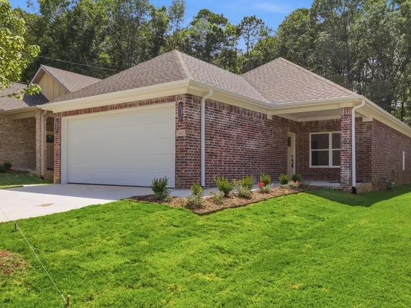 13403 Teton Dr, Little Rock, AR 72211