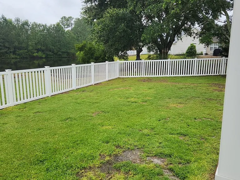 497 Hillsborough Dr — Photo 40