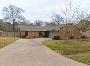 5206 Timber Ridge St, Baytown, TX 77521