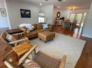 3950 Sawyerwood Rd, Sarasota, FL 34233