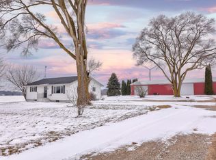 2744 S Kirk Rd, Vassar, MI 48768