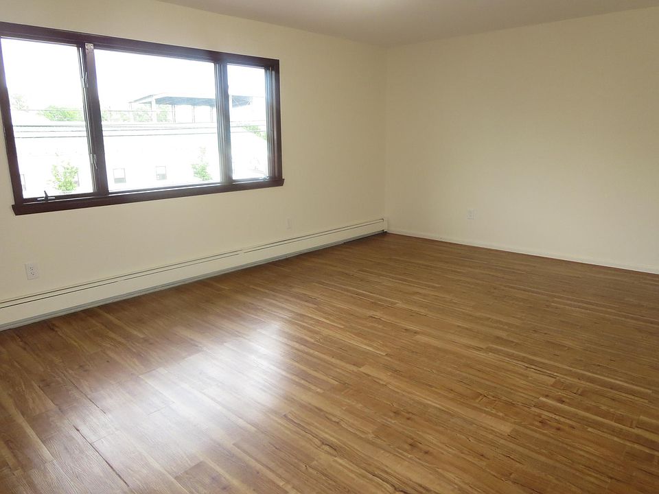 1st image of 791 Midland Ave Floor 2