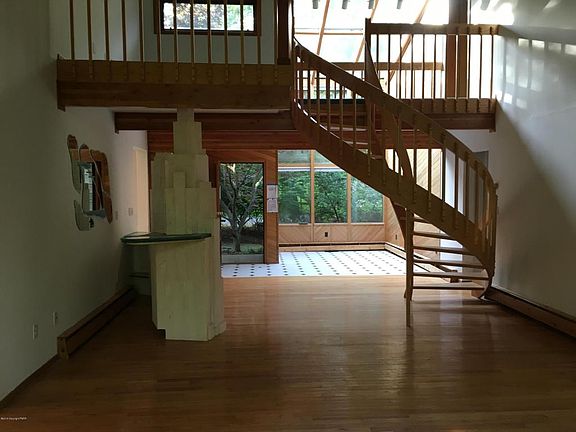 2nd image of 218 Larch Oval