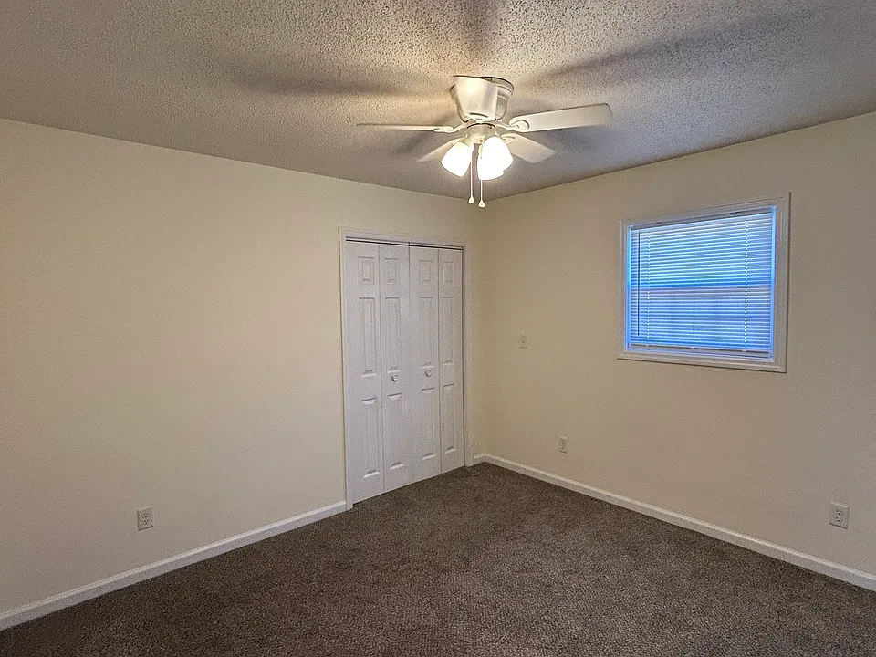 Freshley new paint and carpet