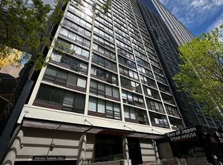 230 E Ontario St APT 1206, Chicago, IL 60611