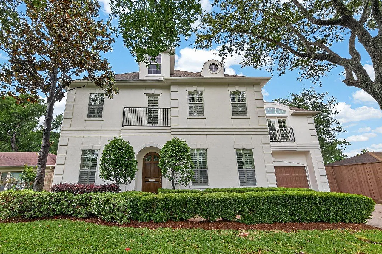 5 bed, 4.5 bath, 3364 sqft, $5,500 — Photo 1