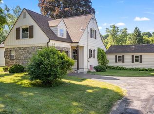 758 Ridge Rd, Lewiston, NY 14092