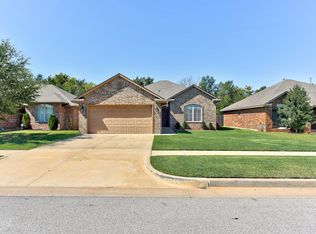3213 Sahoma Trl, Yukon, OK 73099