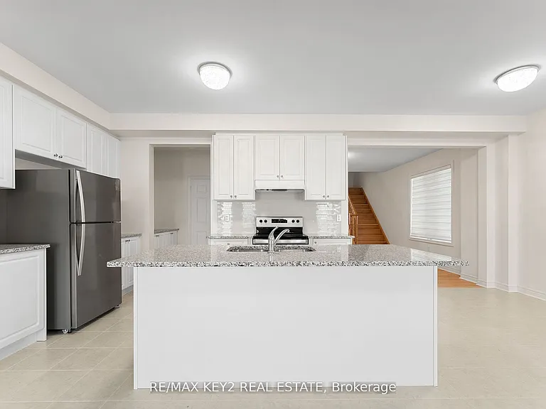 175 Hartney Dr — Photo 14