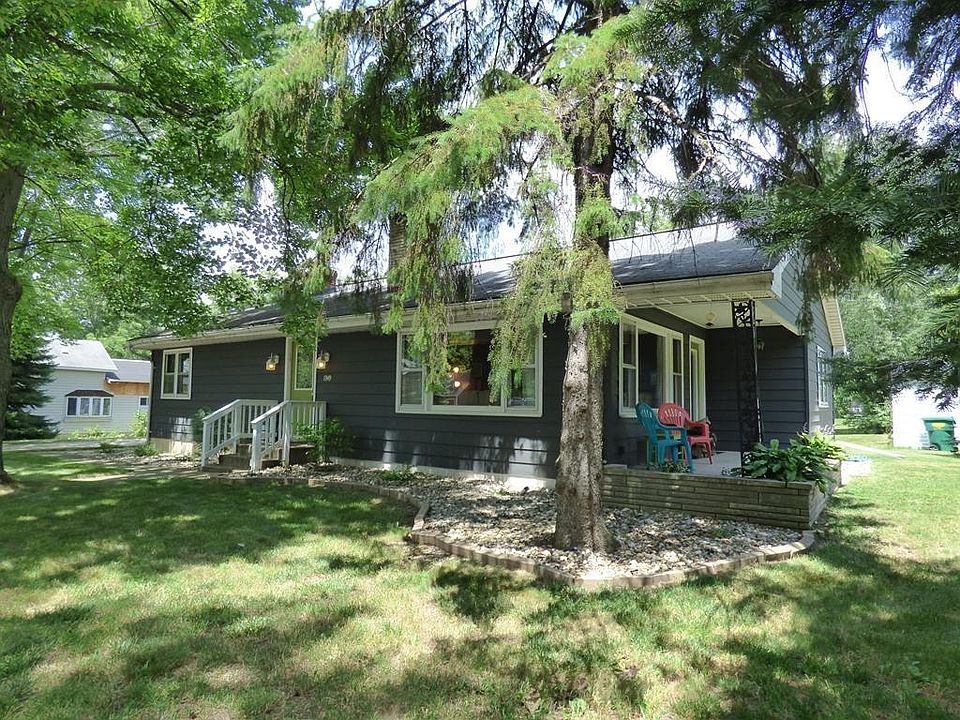 1st image of 1349 Marion St