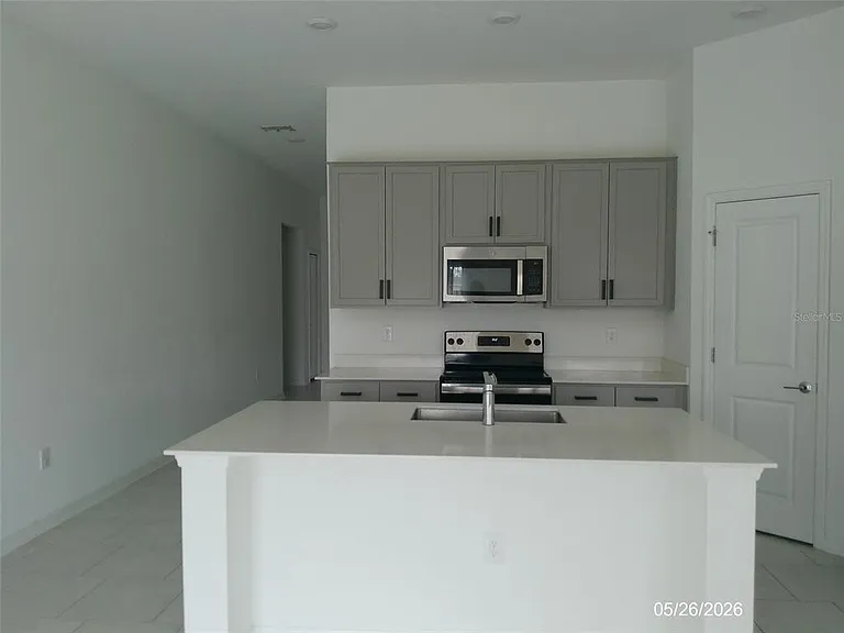 437 Singing Sands Cir — Photo 5