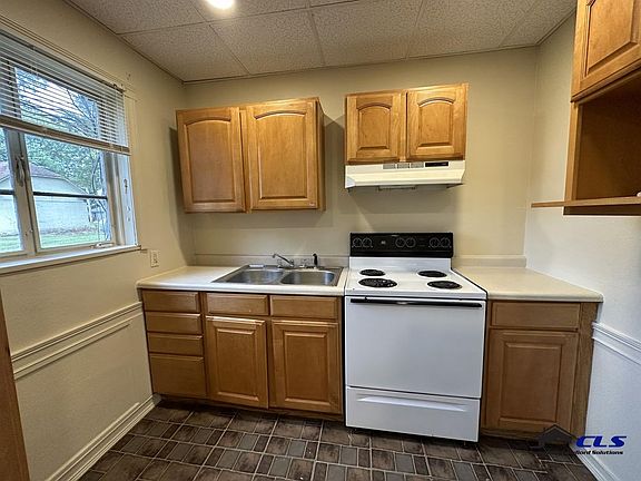 3rd image of 721 S 6th St #725