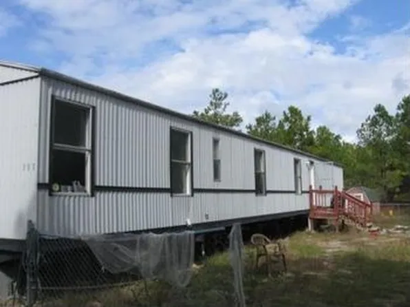 748 Broad St, Leesville, SC 29070