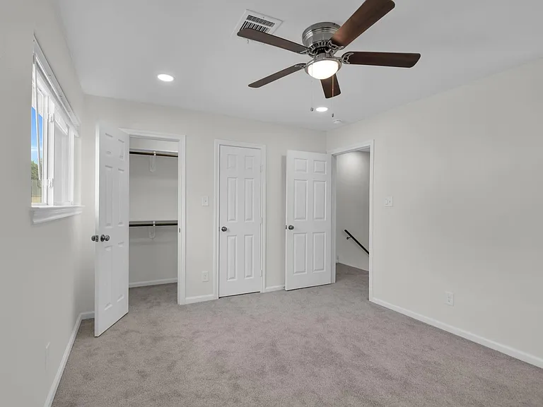 6111 Beverly Hill St #32 — Photo 24