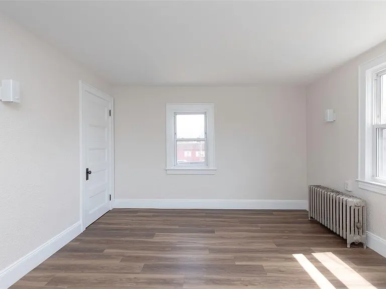 74 Grace Church St #2 — Photo 3