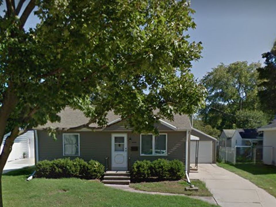 2nd image of 828 N Platten St