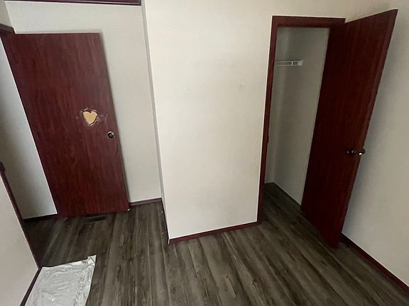 3rd image of 507 Spruce Dr