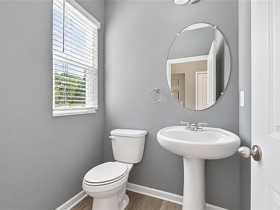5th image of 261 McCall Way