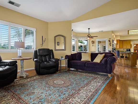 4th image of 30990 Ashley Ct