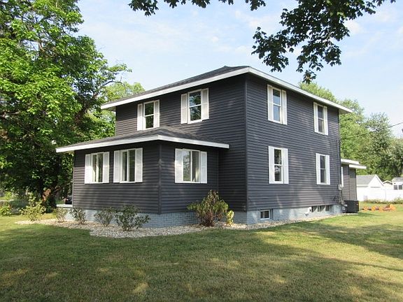 3rd image of 1148 Goshen Ave