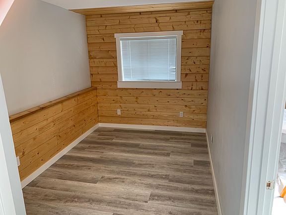 5th image of 385 Tabor Dr