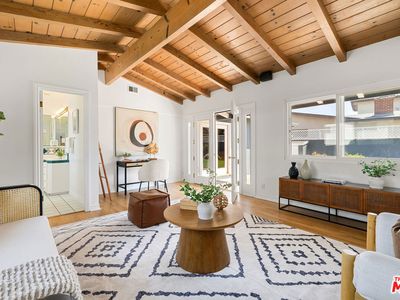 7446 W 89th St, Los Angeles, CA, 90045