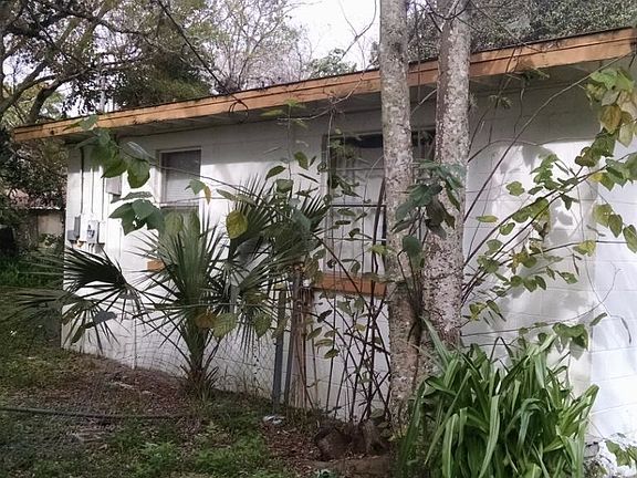 4th image of 410 S Brown Ave