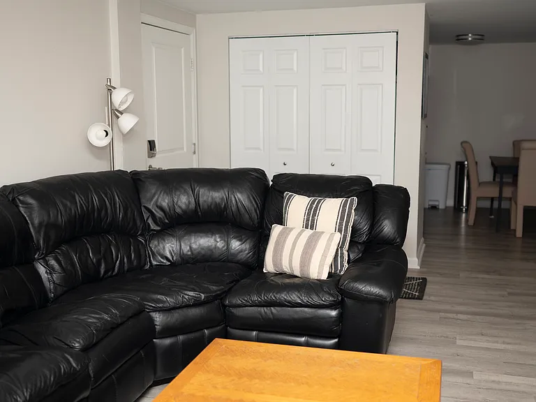 65 N Clarkson St #107 — Photo 12