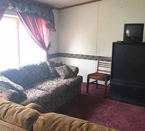 4th image of 13533 Columbus Ct