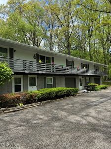 3039 N Turkeyfoot Rd, Akron, OH, 44319