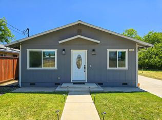 4585 Summer St, Olivehurst, CA 95961