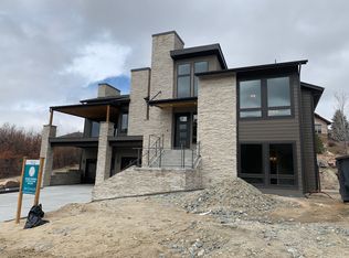 2287 Saddleback Dr, Castle Rock, CO 80104