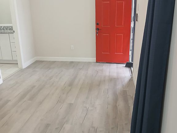 3rd image of 2402 E Dr Martin Luther King Jr Blvd APT 1