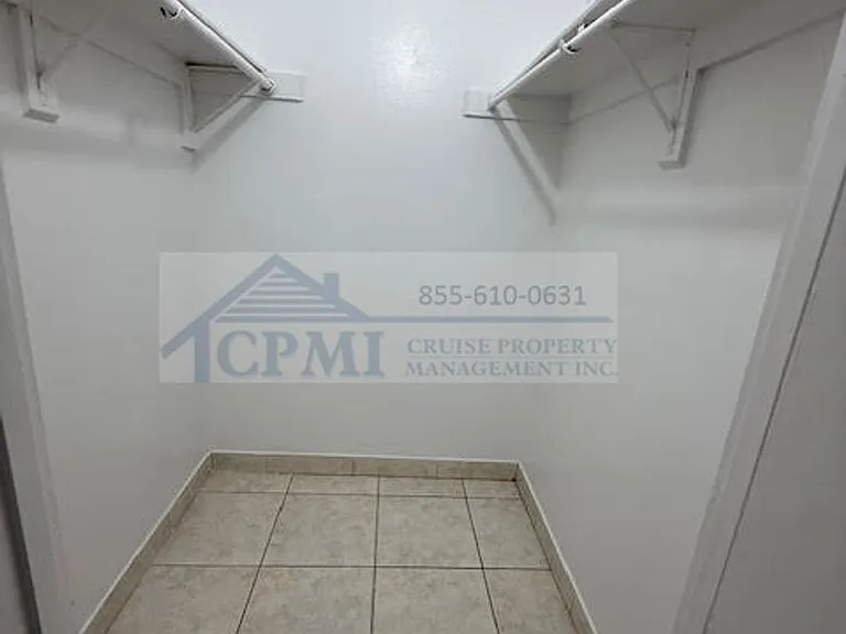 Riverside Manor/N'ice Apartments - 889 Riverside Drive, Ft. Lauderdale, FL 33312 — Photo 23