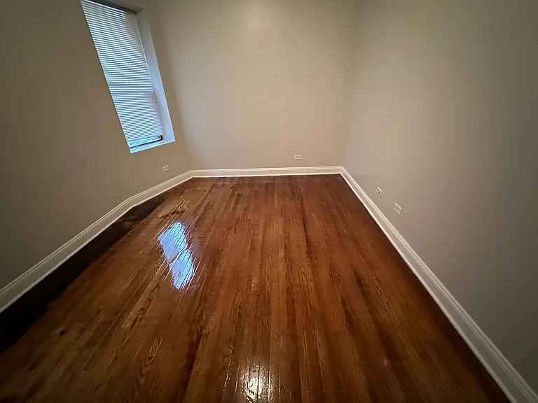 5218 S Michigan Ave — Photo 11