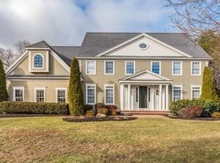 74 Fisher Rd, Southborough, MA 01772