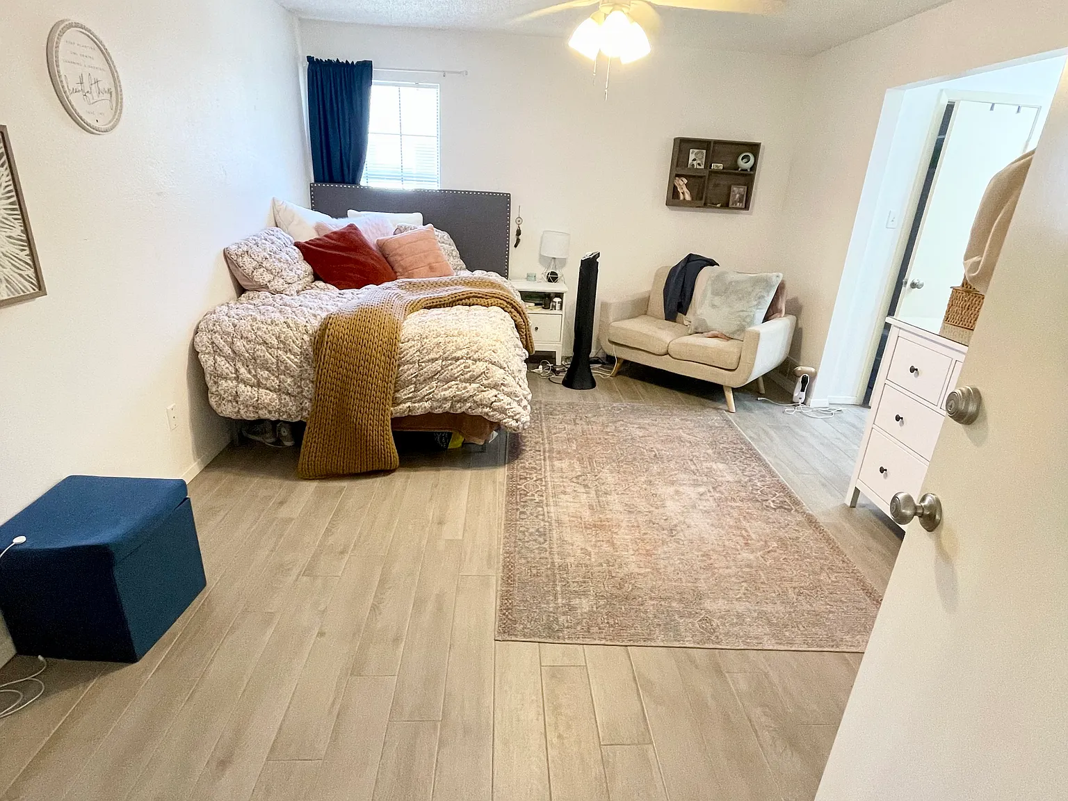 2 bed, 2796 sqft, $2,400 — Photo 4