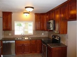 5483 E Lansing Way, Fresno, CA 93727