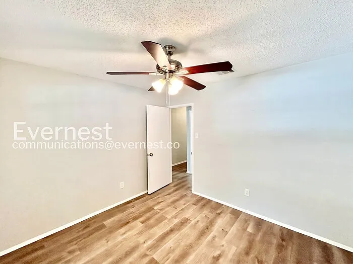 1505 Hanover Dr — Photo 15
