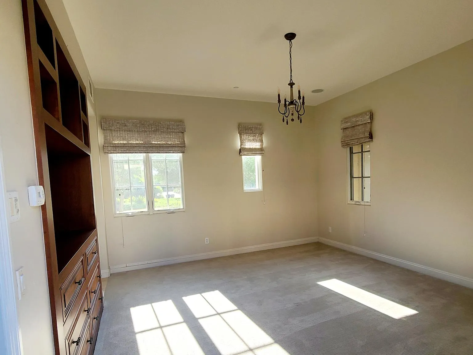 8256 The Landing Way — Photo 2