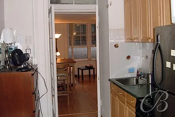 Rented by Bellmarc Realty | media 19