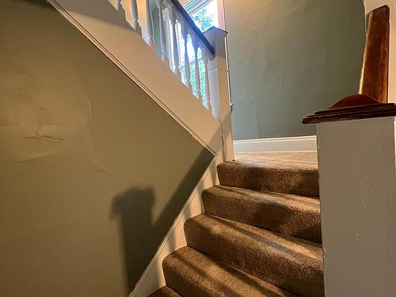 2nd image of 1851 Clarion Ave