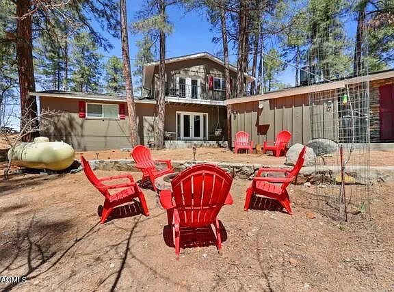 2nd image of 1513 E Oriole Place
