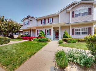 802 Aerie Way, East Quogue, NY 11942