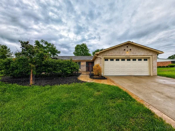 7244 Hollywood Dr, West Chester, OH 45069