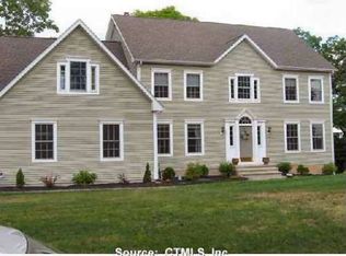 26 Wildwood Rd, Tolland, CT 06084