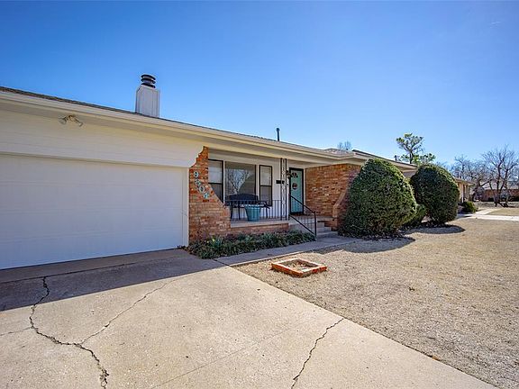 2nd image of 9804 Chesterton Pl
