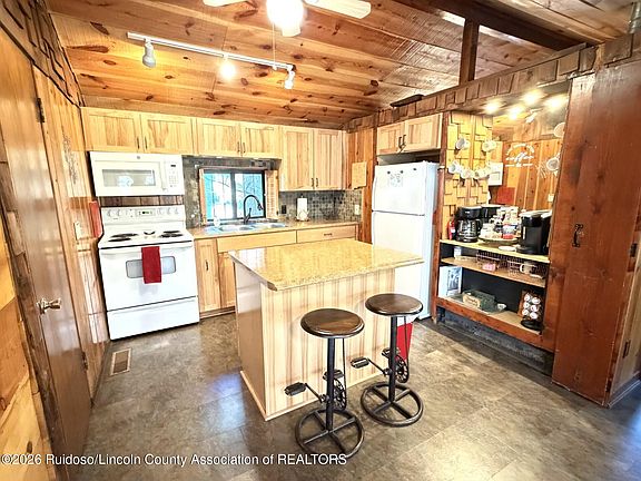 5th image of 113 Ebarb Dr