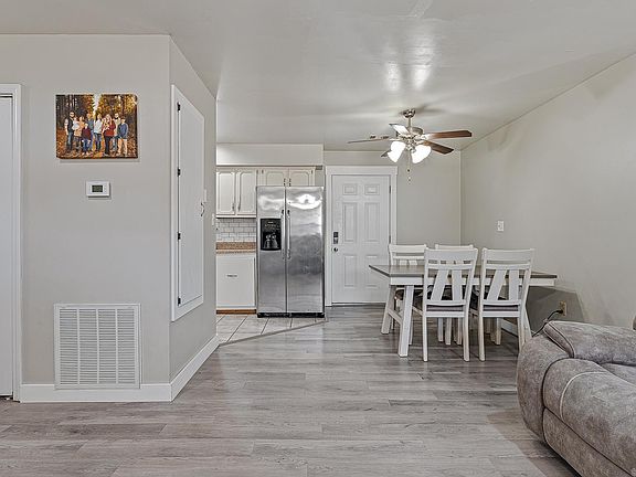 5th image of 411 Joy Ln