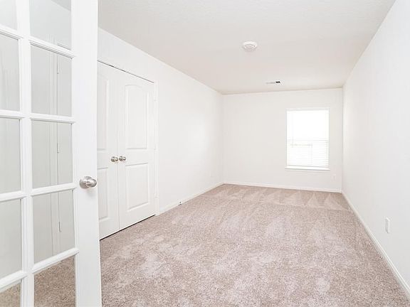 4th image of 23155 Shakespeare Dr